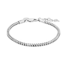 Load image into Gallery viewer, Silver Thick close link style Bracelet
