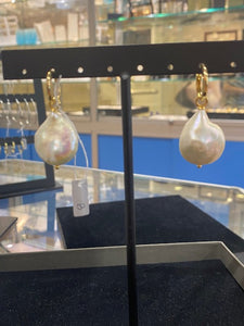Wild Pearl Earrings Special